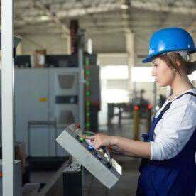 How does a horizontal boring machine work