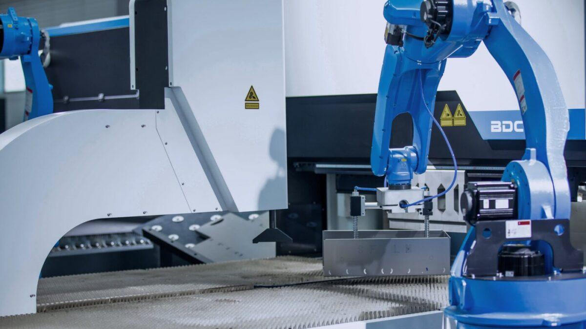 Six-axis Linkage Robots